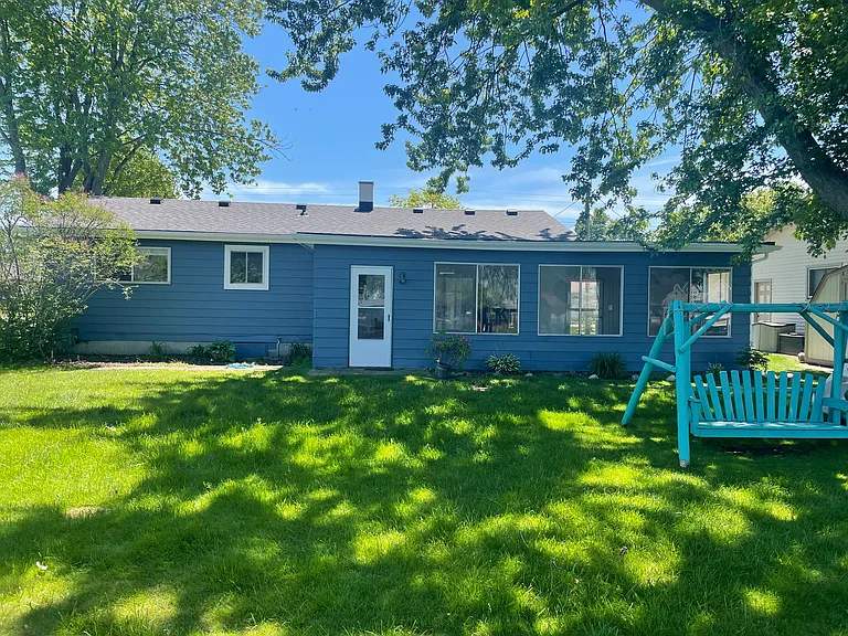 7288 Cardinal St — Photo 35