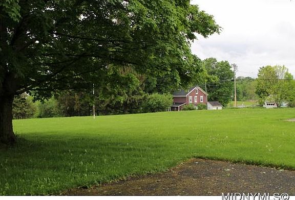 5th image of 4430 Deans Hwy