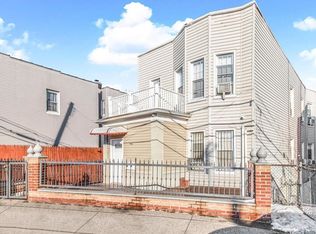 1916 White Plains Rd, Bronx, NY 10462