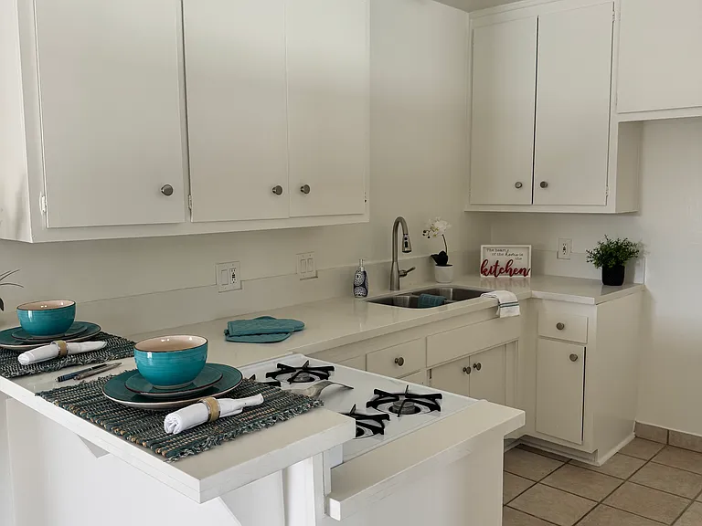 22608 Ocean Ave #15 — Photo 9