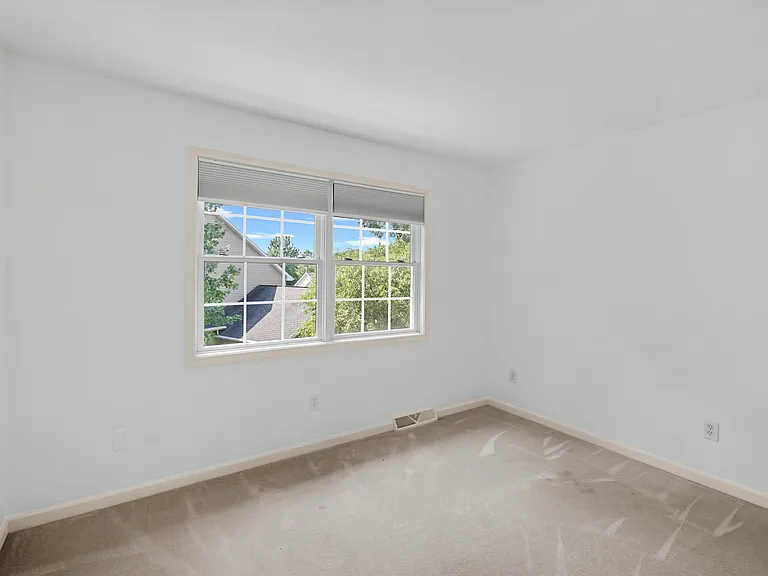 2 Oakline Ct — Photo 51
