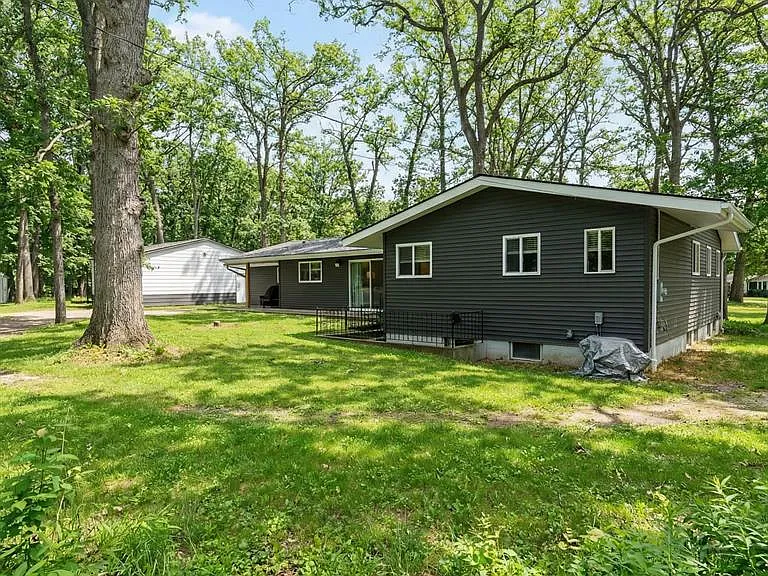 2566 Harrington Rd — Photo 63