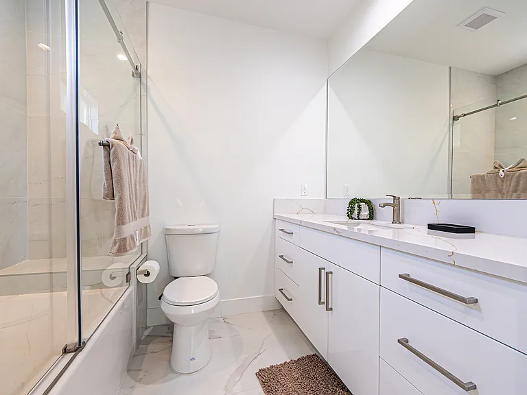 4443 Auckland Ave — Photo 25