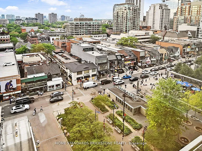 110 Bloor St W #1009 — Photo 42