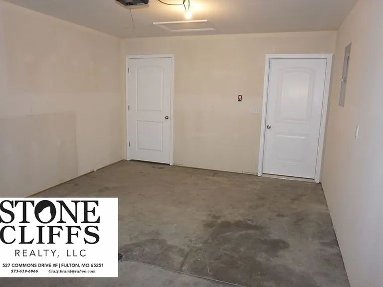 1289 Commons Loop — Photo 25