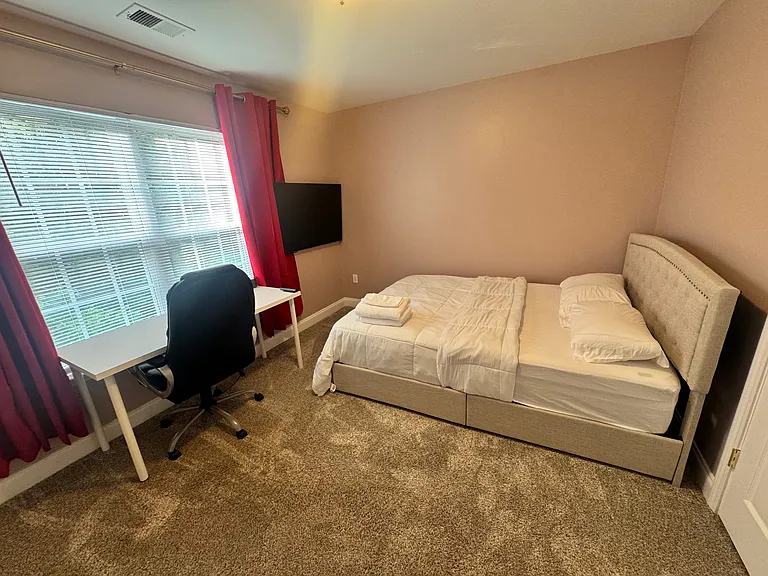 1084 Plantation Trl — Photo 4