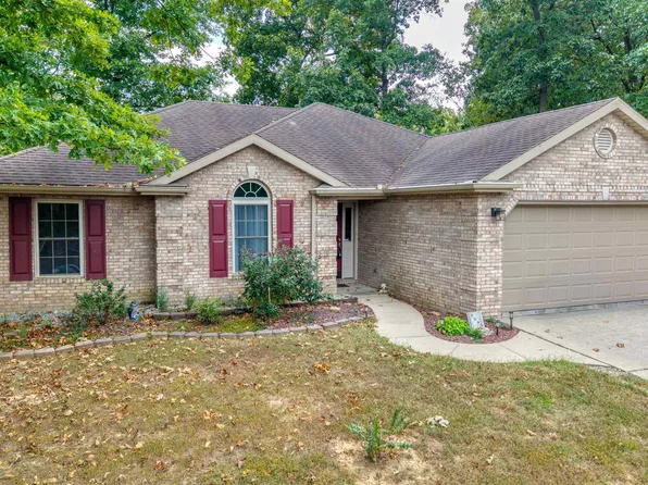 900 S Melody Ln, Santa Claus, IN 47579