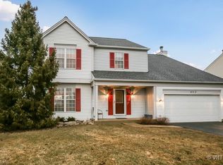 853 Dugout Trl, Carol Stream, IL 60188