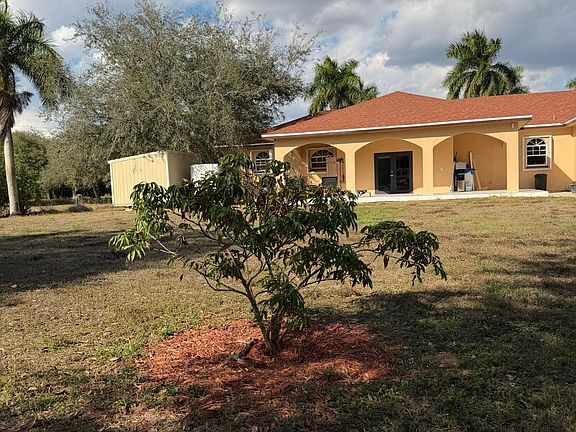 4th image of 435 E A Road E