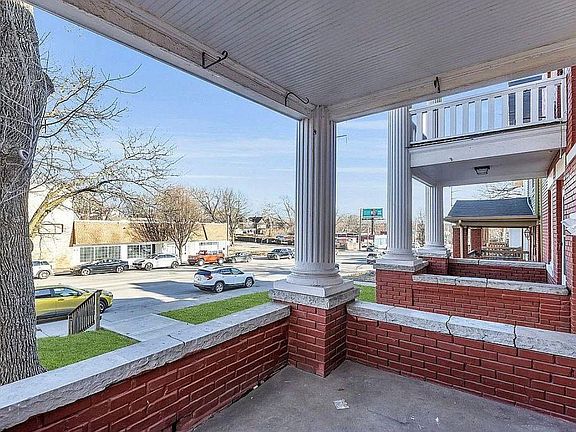 3rd image of 4330 Troost Ave