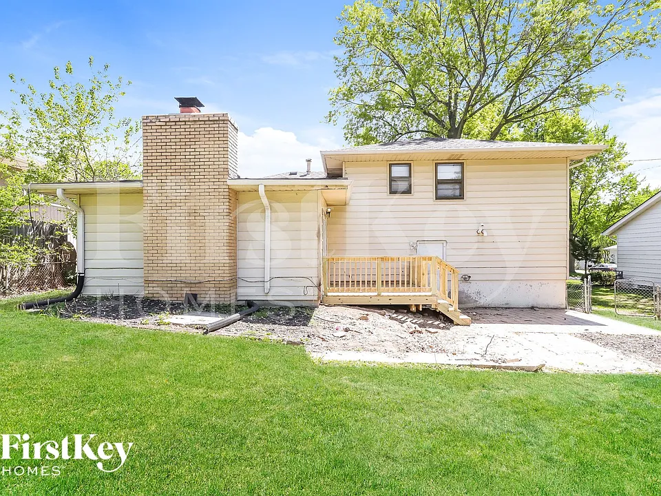 3602 S Stayton Ave