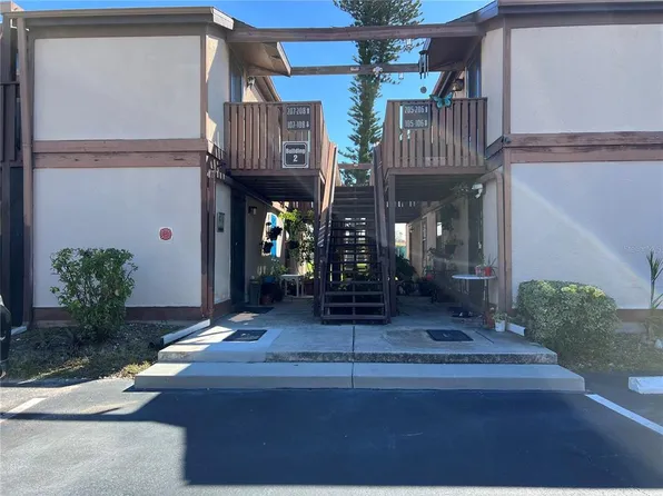 5026 Water Oak Dr APT 208, Bradenton, FL 34207