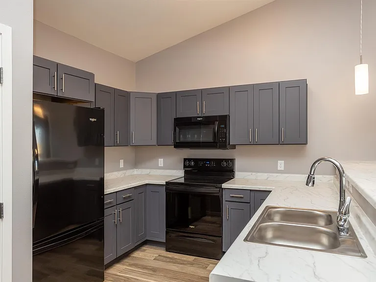 Jefferson Heights Apartments, LLC — Photo 22