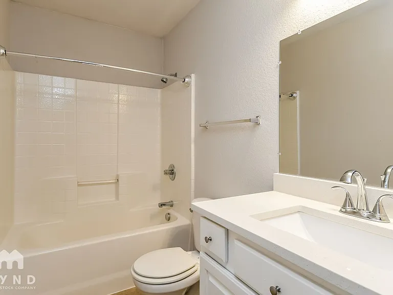 7016 Seton Hall Dr — Photo 14