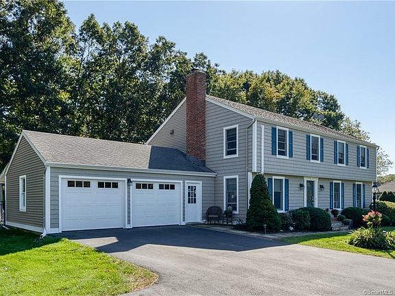 2nd image of 12 Baldwin Dr