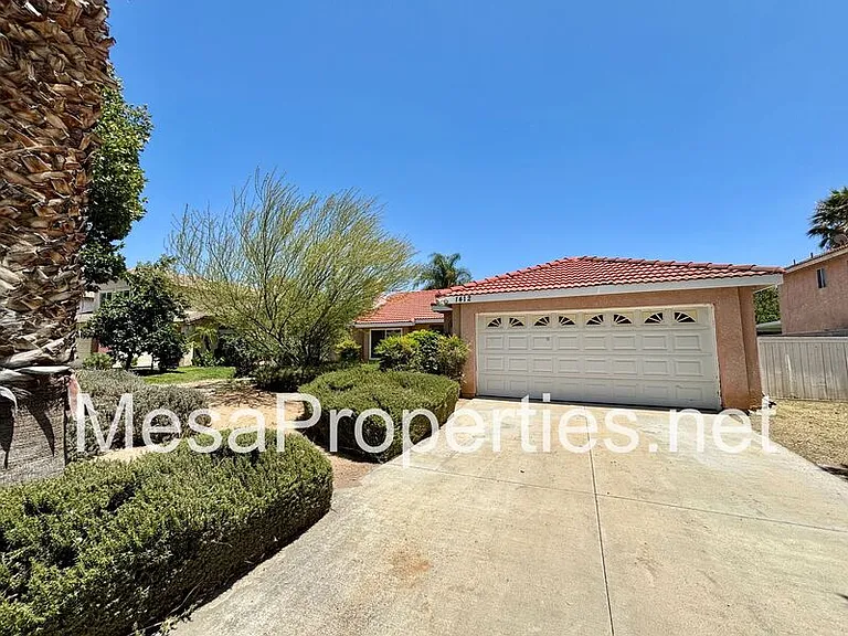 1412 Pace Ct — Photo 2
