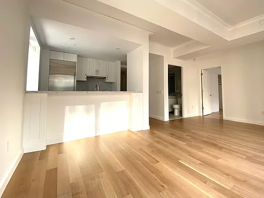 Rented by RELO REDAC INC. | media 11