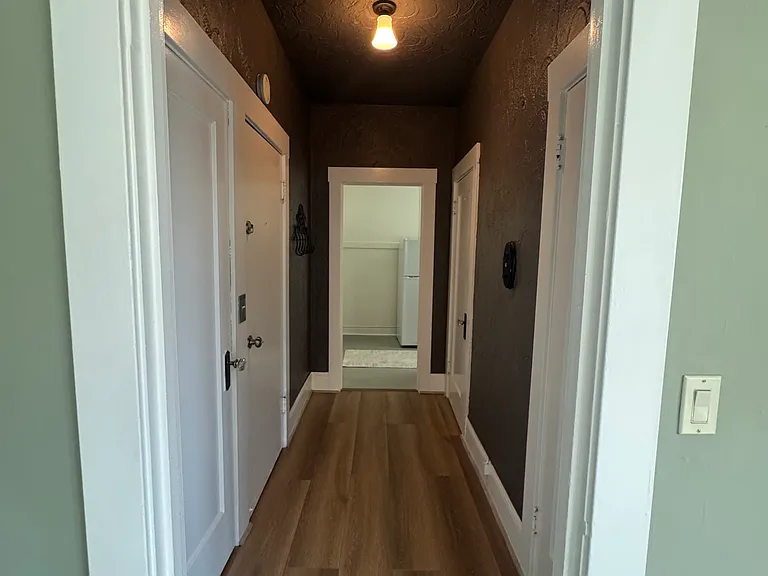 72 Vernon St #6 — Photo 3