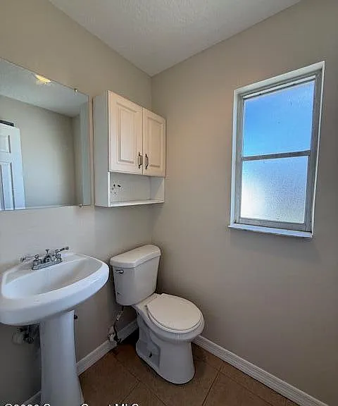 660 Minnie St — Photo 10