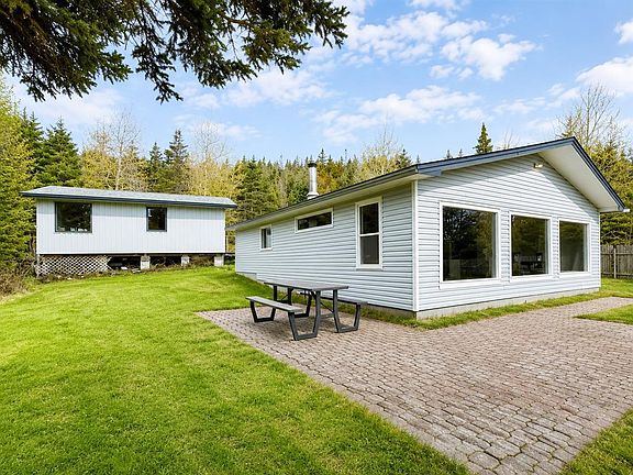 3rd image of 231 Bacon Cove Road