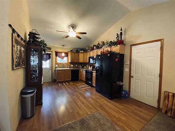 4th image of 1311 Western Mdws