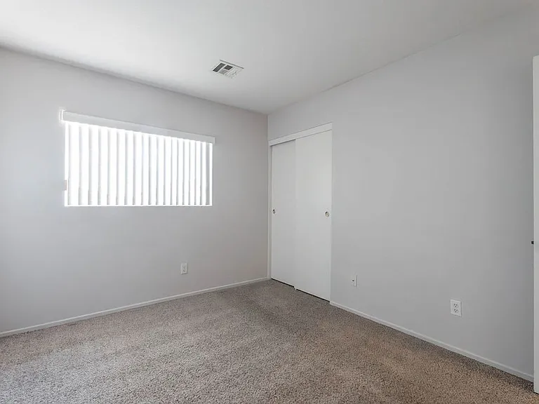 5531 Doubleday St — Photo 30