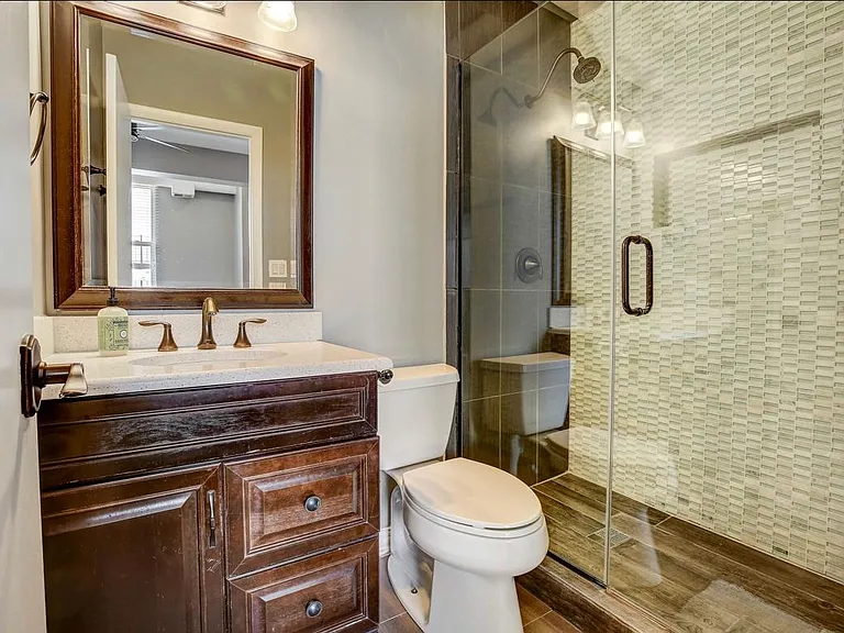 2231 N Lister Ave #D — Photo 24