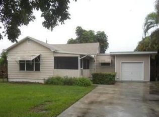 120 Wisconsin St, Lake Worth, FL 33461