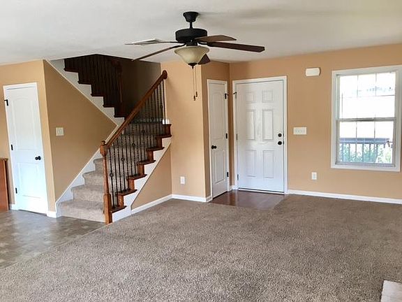 3rd image of 1334 Whitt Ln