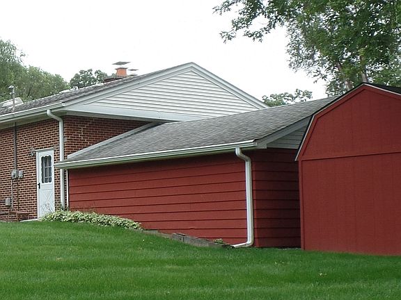 3rd image of 11241 W 80th Ct