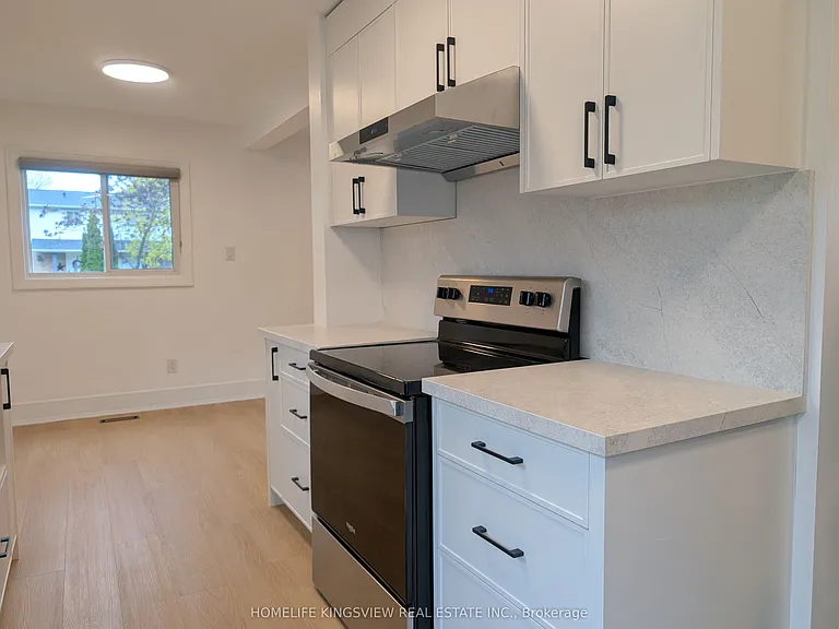 769 Cabot Trl — Photo 16
