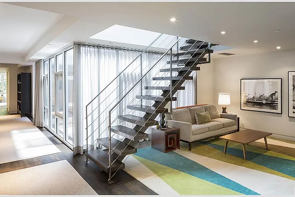 Sold by Stribling | media 10