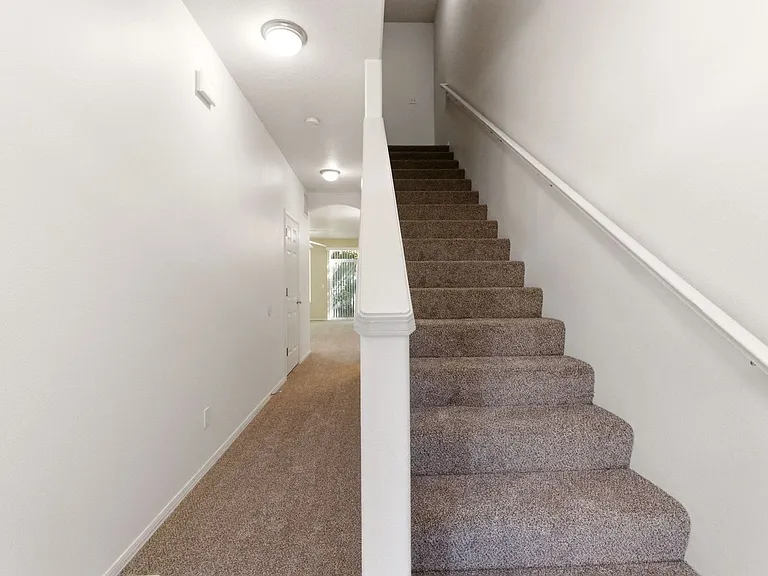 2322 NW 168th Pl — Photo 8