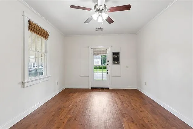 727 Voisin St — Photo 2