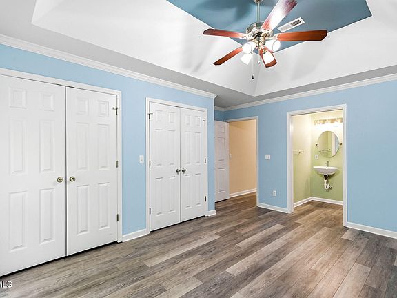 4th image of 2425 E Lakeview Dr APT 5