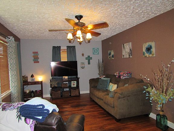 3rd image of 509 Pine St
