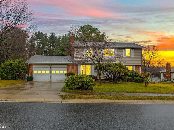 2nd image of 304 Stamford Dr