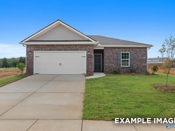 118 Luxor Ave, Owens Cross Roads, AL 35763