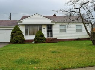 19602 Brookfield Ln, Warrensville Heights, OH