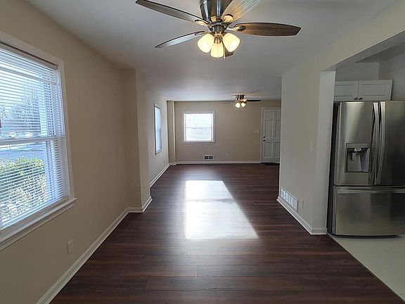 5th image of 2247 Graythorn Rd