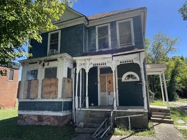 815 Paxton St, Danville, VA 24541