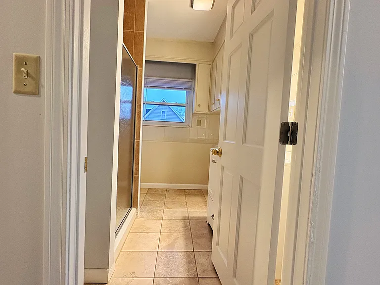 253 Humphrey St #2 — Photo 13
