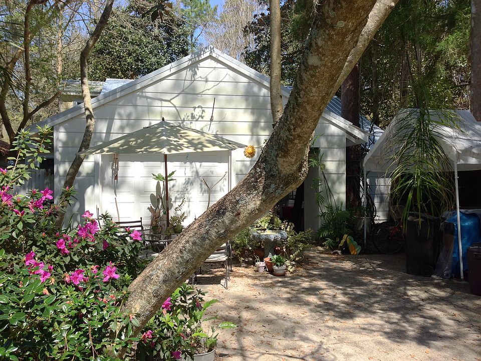1st image of 832 NW 10th Ave