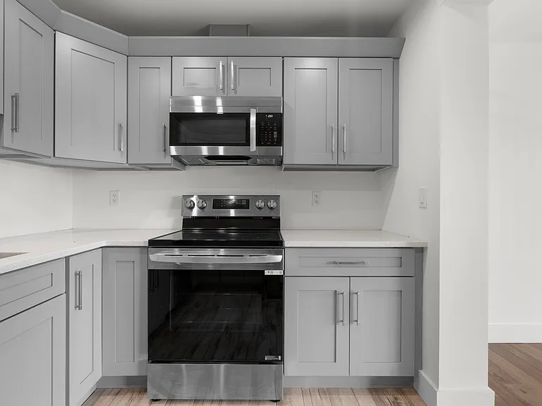 245 E Main St #2 — Photo 14