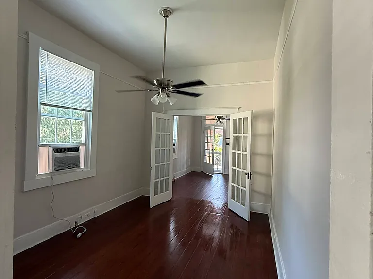 4419 Coliseum St #C — Photo 10