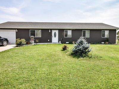 886 Bradford Ave, Powell, WY, 82435