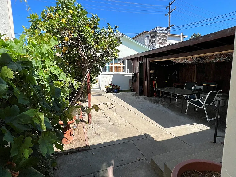 543 B Ave — Photo 13