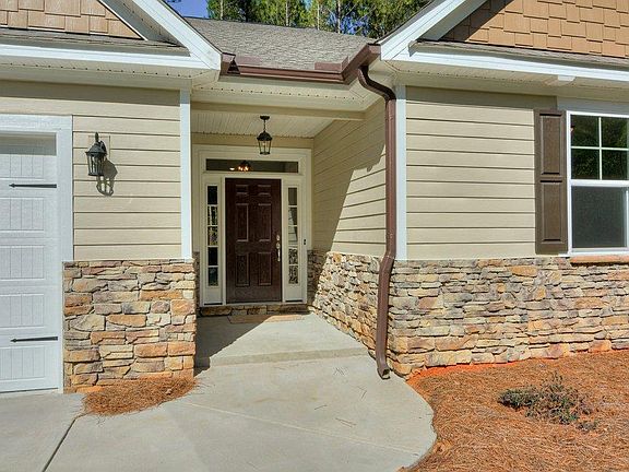 4th image of 113 Godfrey Dr