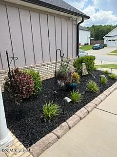 4 bed, 2.5 bath, 2805 sqft, $2,750 — Photo 4