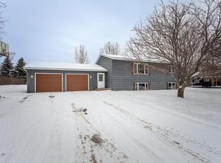 1107 Brigitta Dr NE, Alexandria, MN 56308